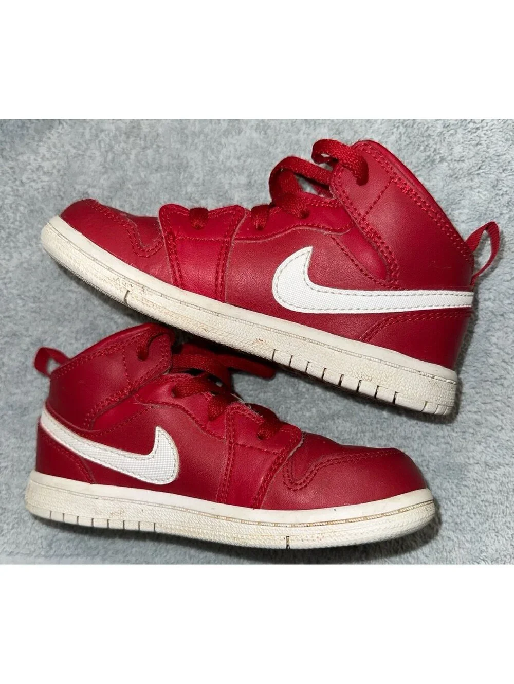 Air Jordan 1 Mid BT 'Gym Red' size 9 c